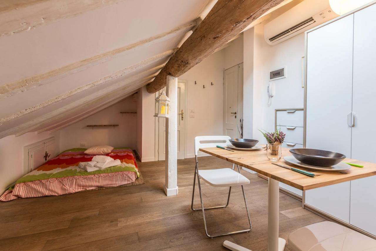 Pretty Oberdan - The Place Apartments Bologna Exterior photo